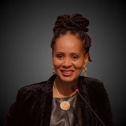 Flávia Alessandra Naves